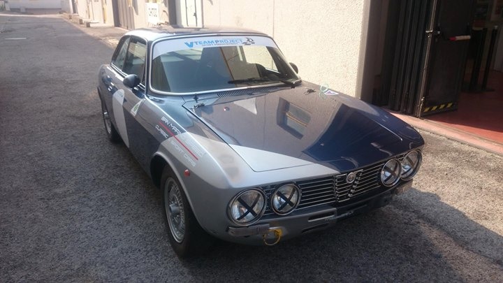 Alfa Romeo GT 2000 Veloce(1972) full