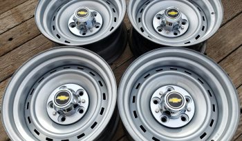 Set 4 15″ x8 Chevy Rally Rims Steel Wheels 5 lug C10 S full