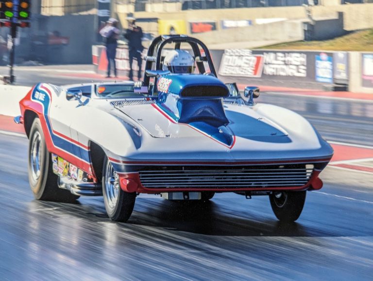 64 Corvette Roadster