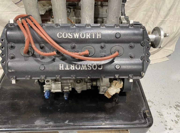 COSWORTH DFX V8 Engine