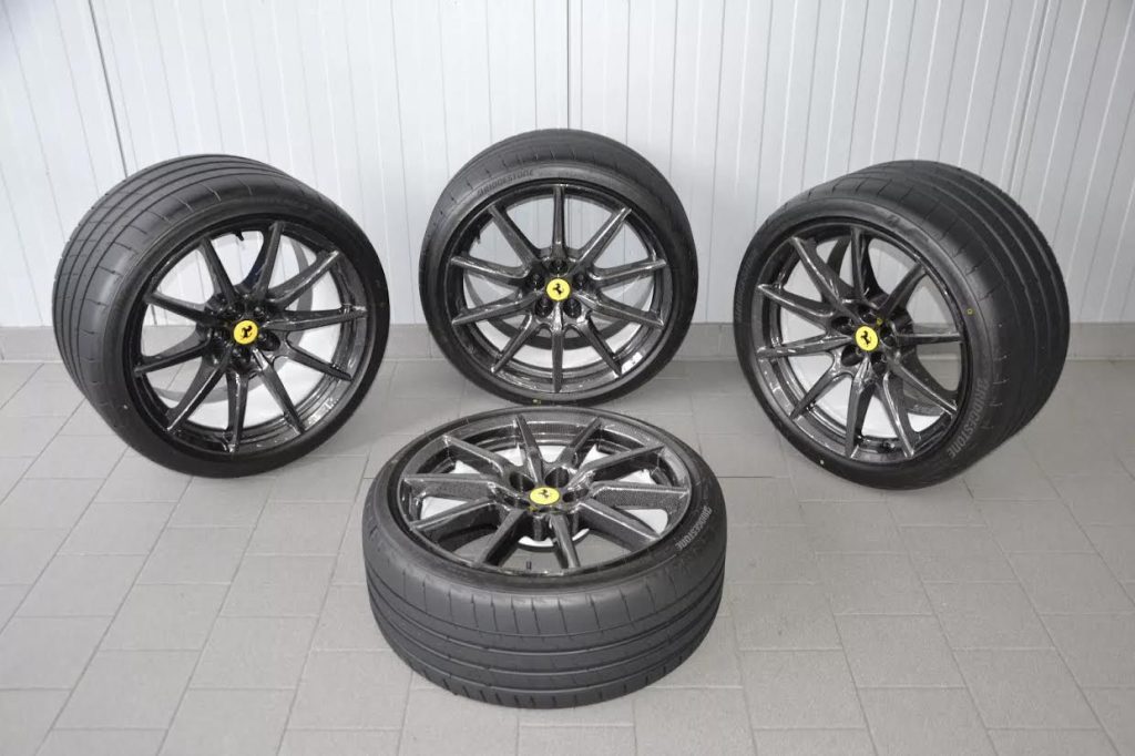 Ferrari SF90 Alloy Wheels Carbon Tires Set