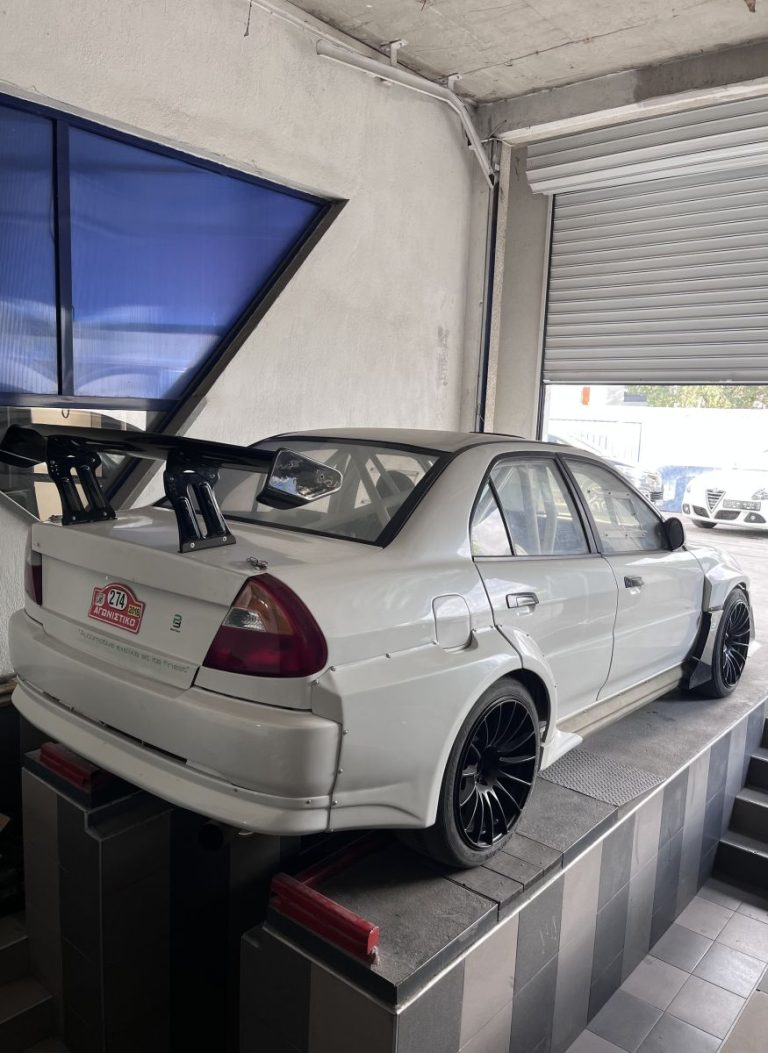 Mitsubishi EVO 6 Racecar