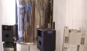 OXFORD NMR YH400 SUPER CONDUCTING MAGNET SYSTEM W/ VARIAN PARTS AND MANUALS