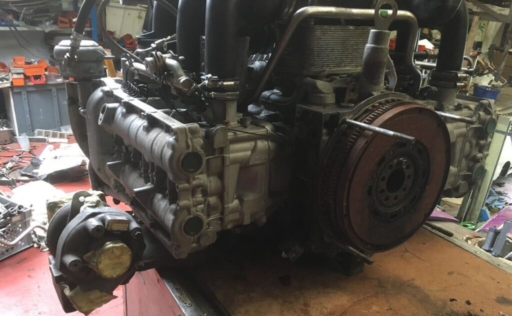 Porsche 996 twin turbo engine