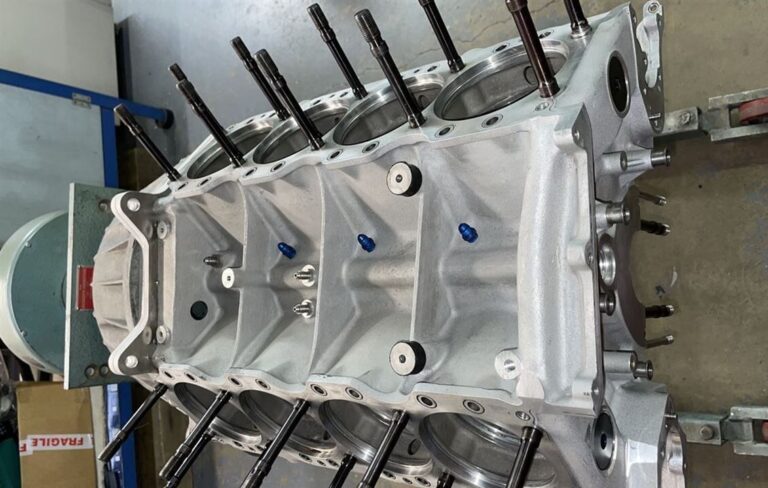 TWR 3.5L V8 Indy Engine – 650 bhp -stripped for rebuild