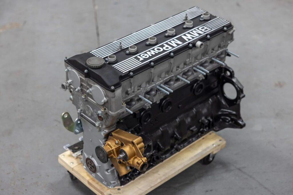 BMW S38B35 4.0L Engine