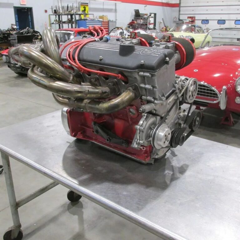 BMW M10 Racing Engine