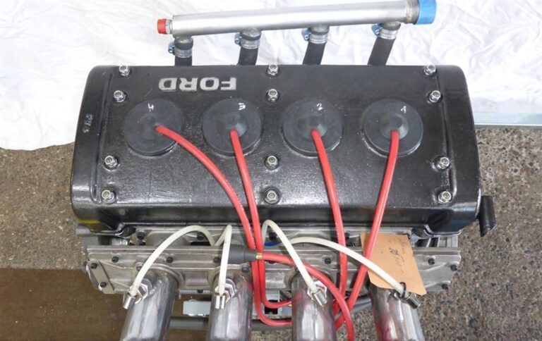 Ford Cosworth FVC Engine
