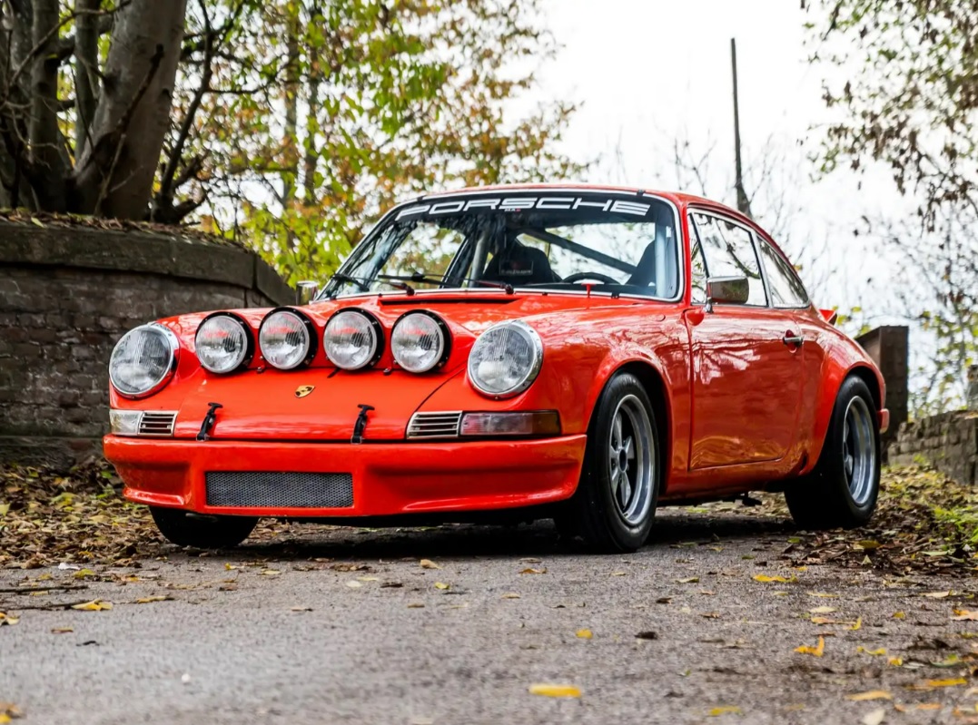 Porsche 911 2.4 T