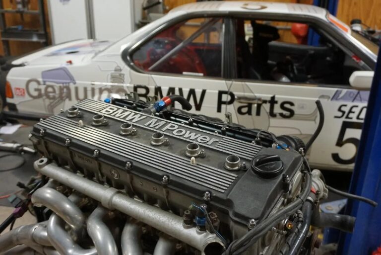 BMW S38B35 Race Engine