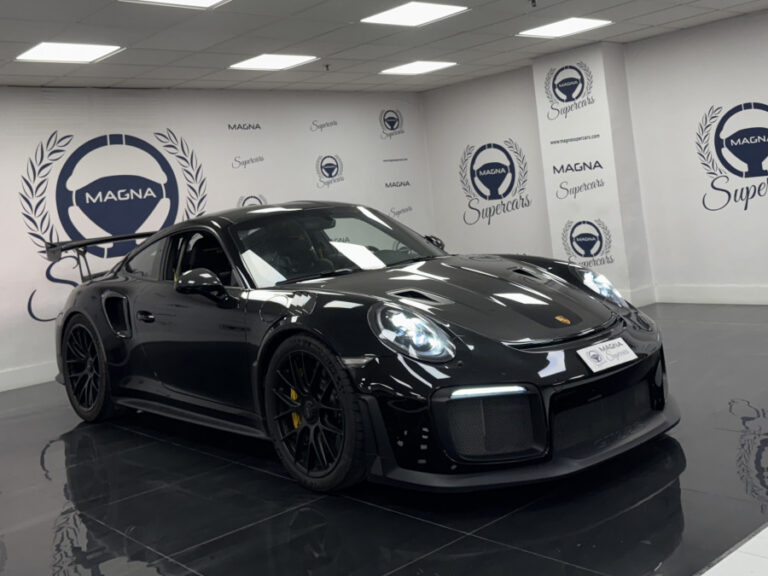 Porsche 991 GT2 RS Weissach 700HP