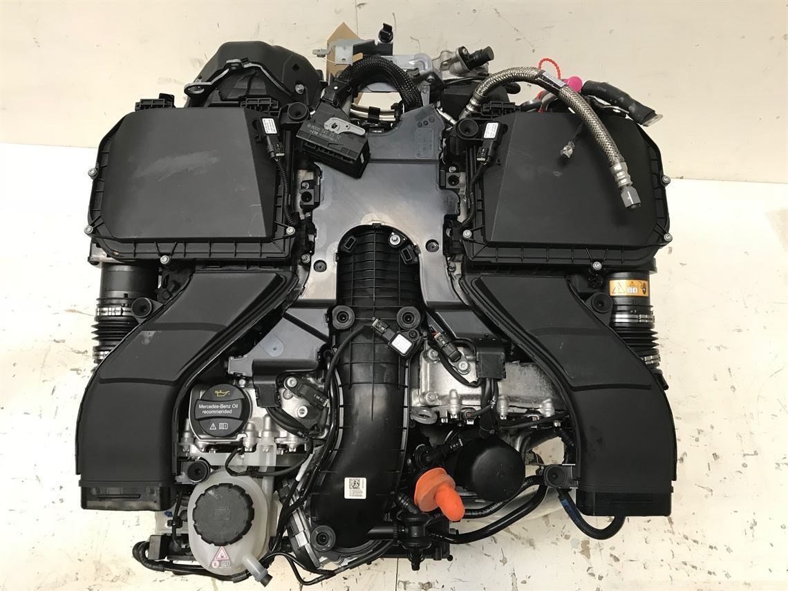 complete Engine Mercedes C43 AMG code 276.823 only 5km