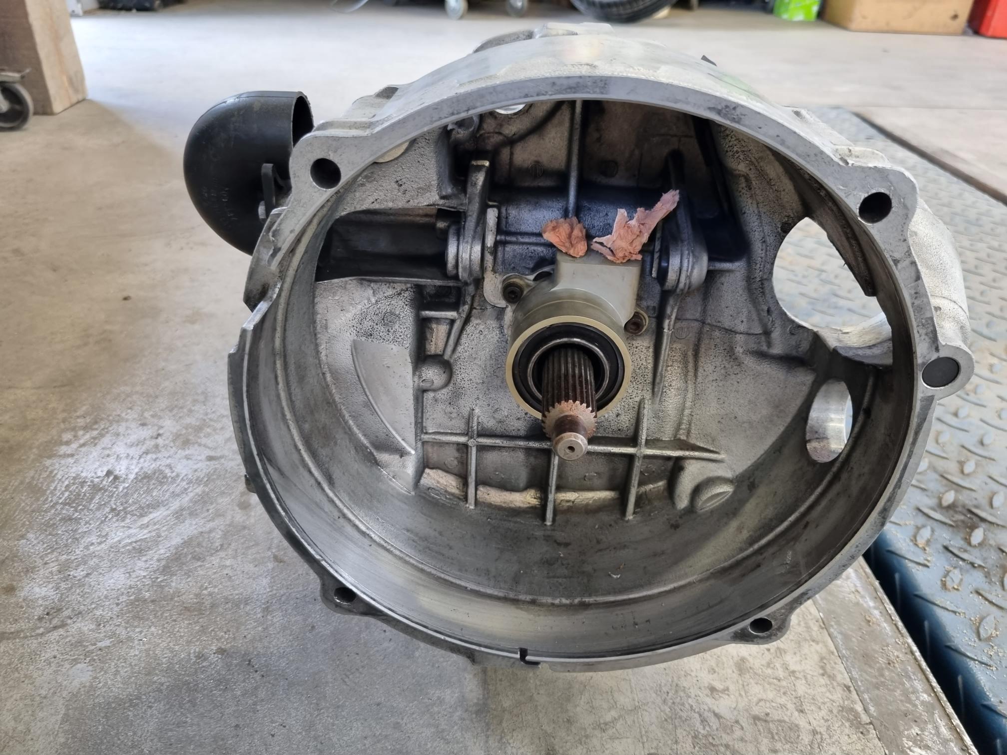 Hollinger Sequential Gearbox for Porsche 997