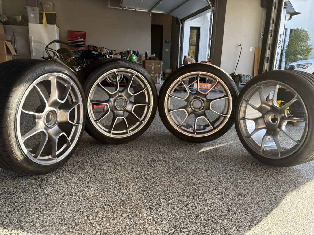 Porsche 992 Turbo S OEM Exclusive Design Wheels 20/21