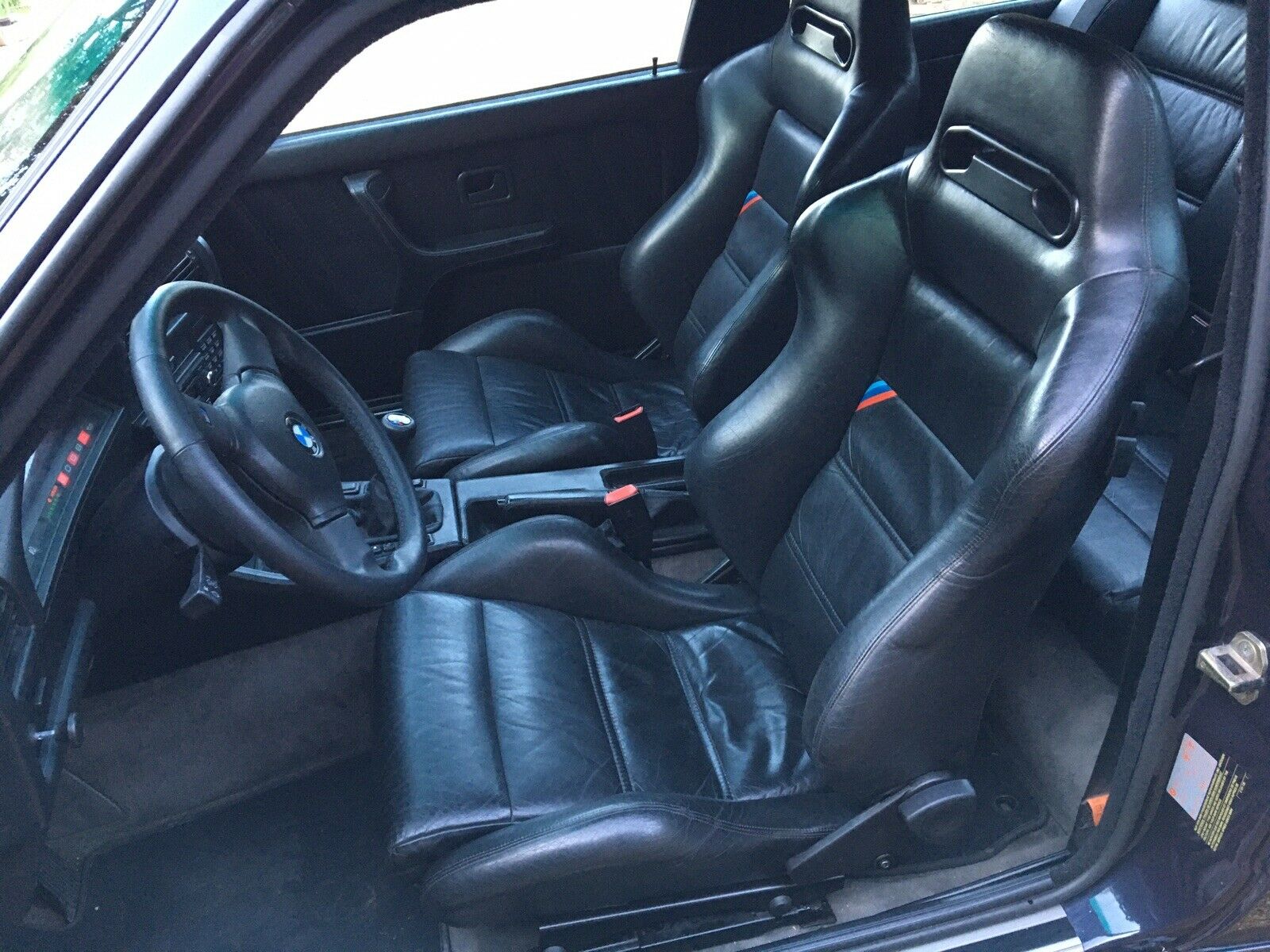 BMW E30 M3 Sport Evolution Recaro bucket seats
