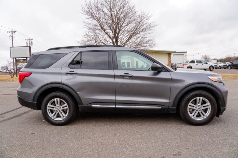 2022 Ford Explorer XLT 4WD