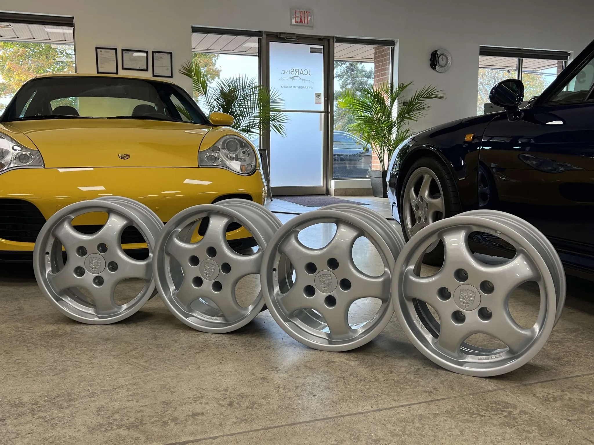 17×7.5″ and 17×9″ Magnesium Porsche Cup 1 Wheels by SM