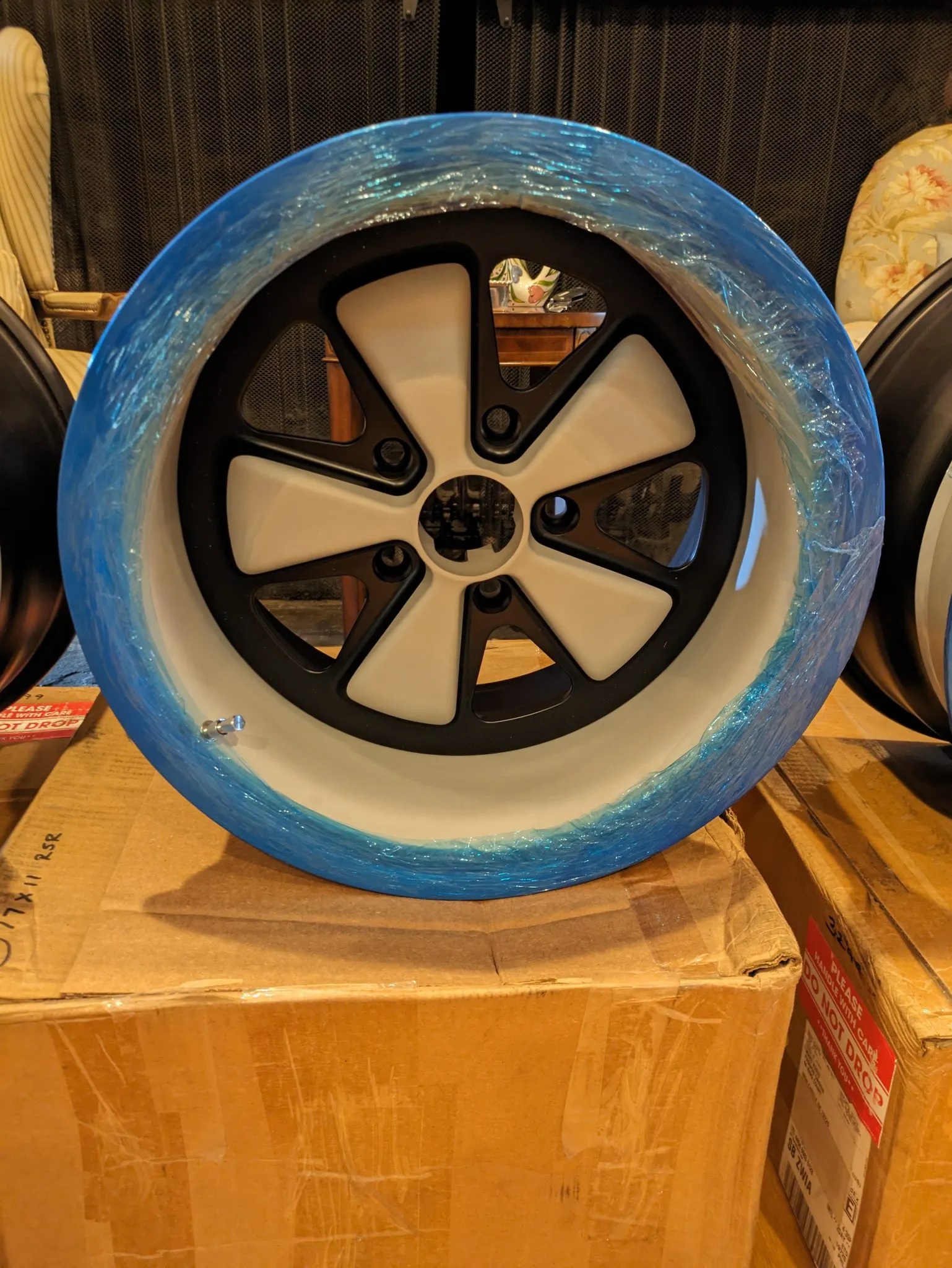 17×9″ and 17×11″ Zuffenhaus Wheels by Fikse for Porsche