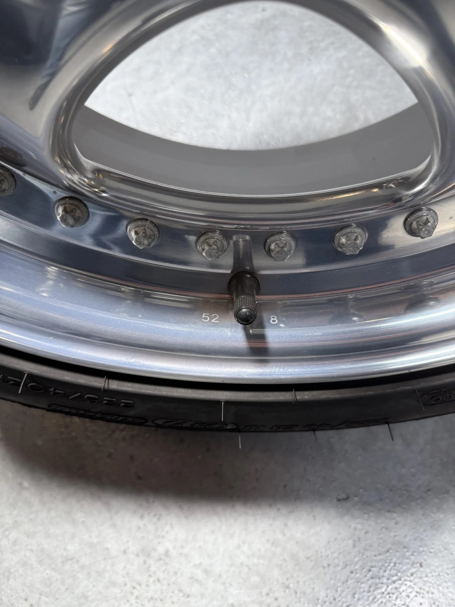 18×8″ and 18×10″ SL757 Wheels by Speedline For Porsche