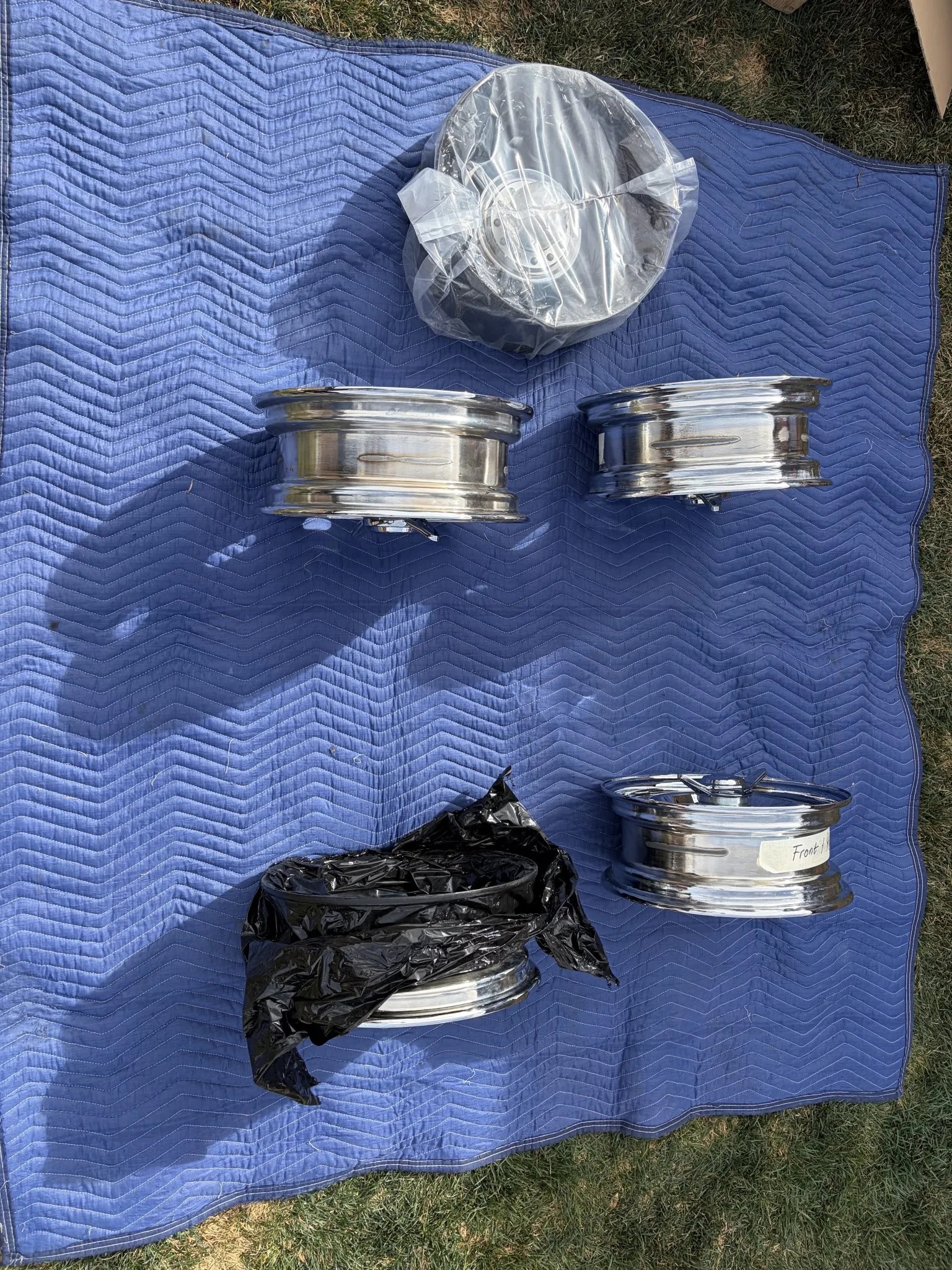 15×5.5″ Rudge-Style Knock-Off Wheels for Porsche 356