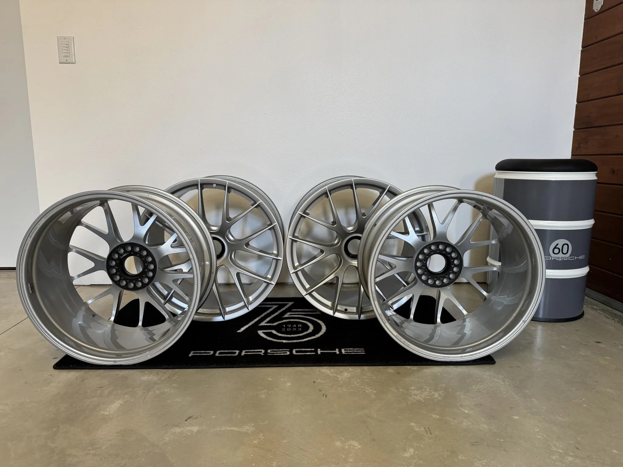 20×9.5″ and 21×12.5″ BBS Magnesium Center-Lock Wheels for Porsche