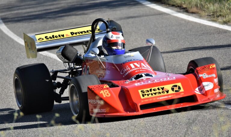 Formula History Martini MK32 1982