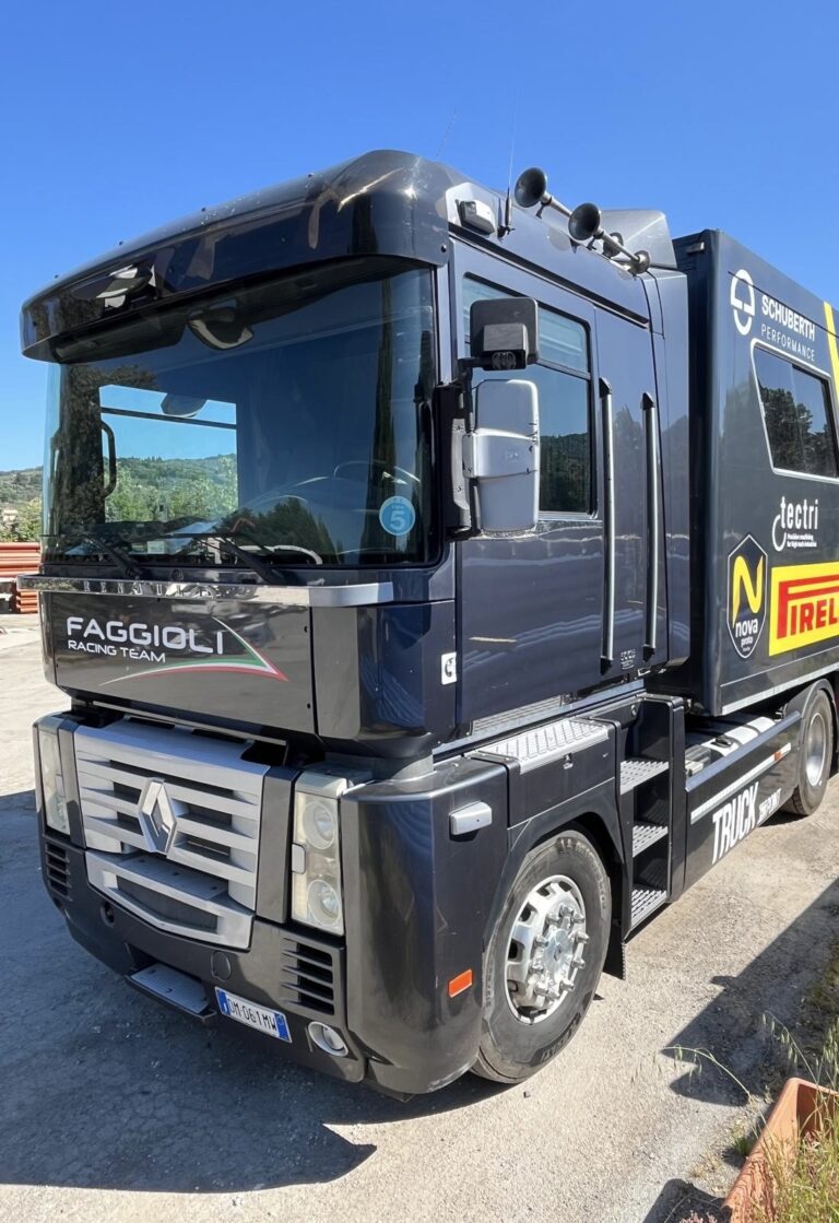 Trattore Renault Magnum Euro5 2008