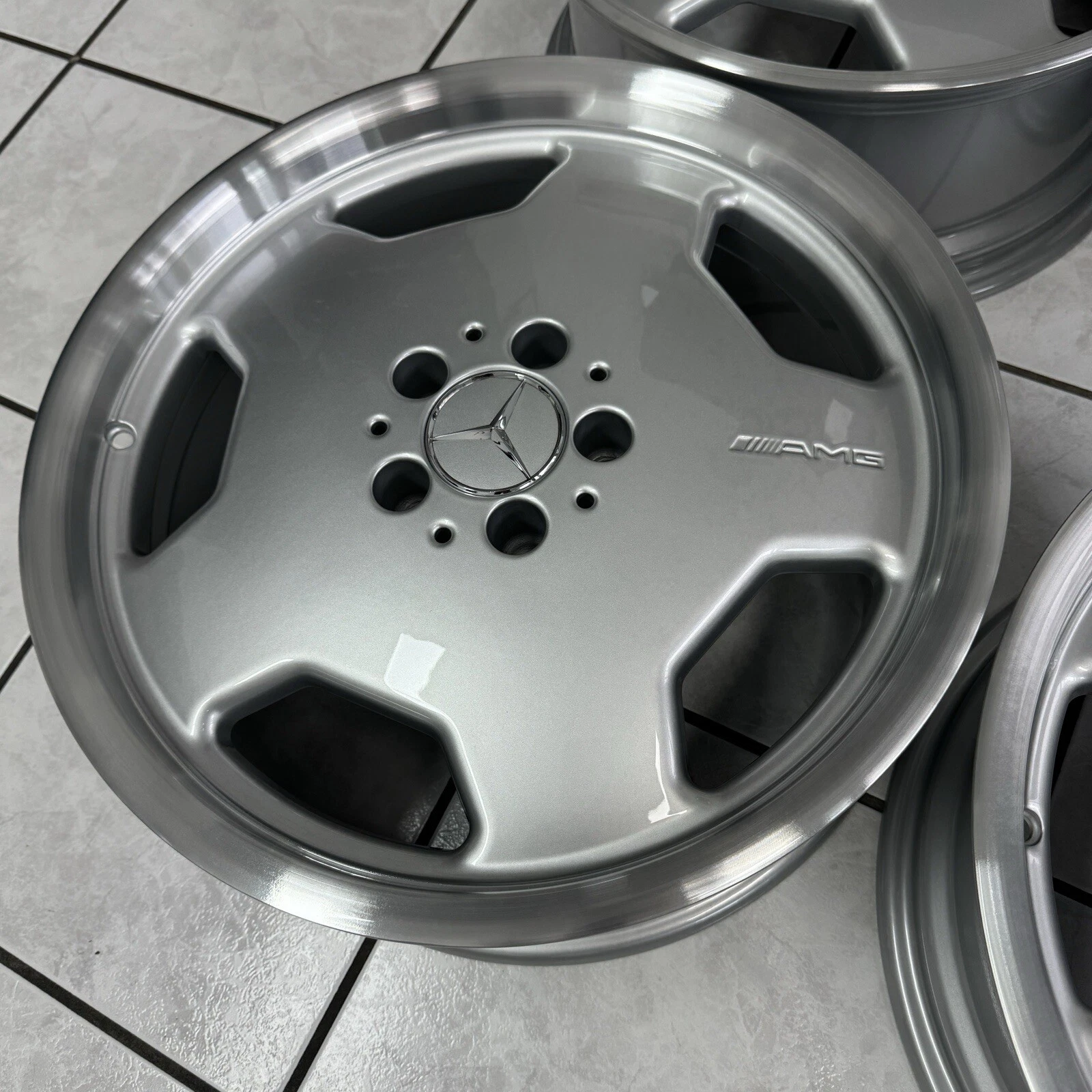 Mercedes-Benz AMG Monoblock rims 8Jx 18 Et31 HWA1294010102 R129 W124