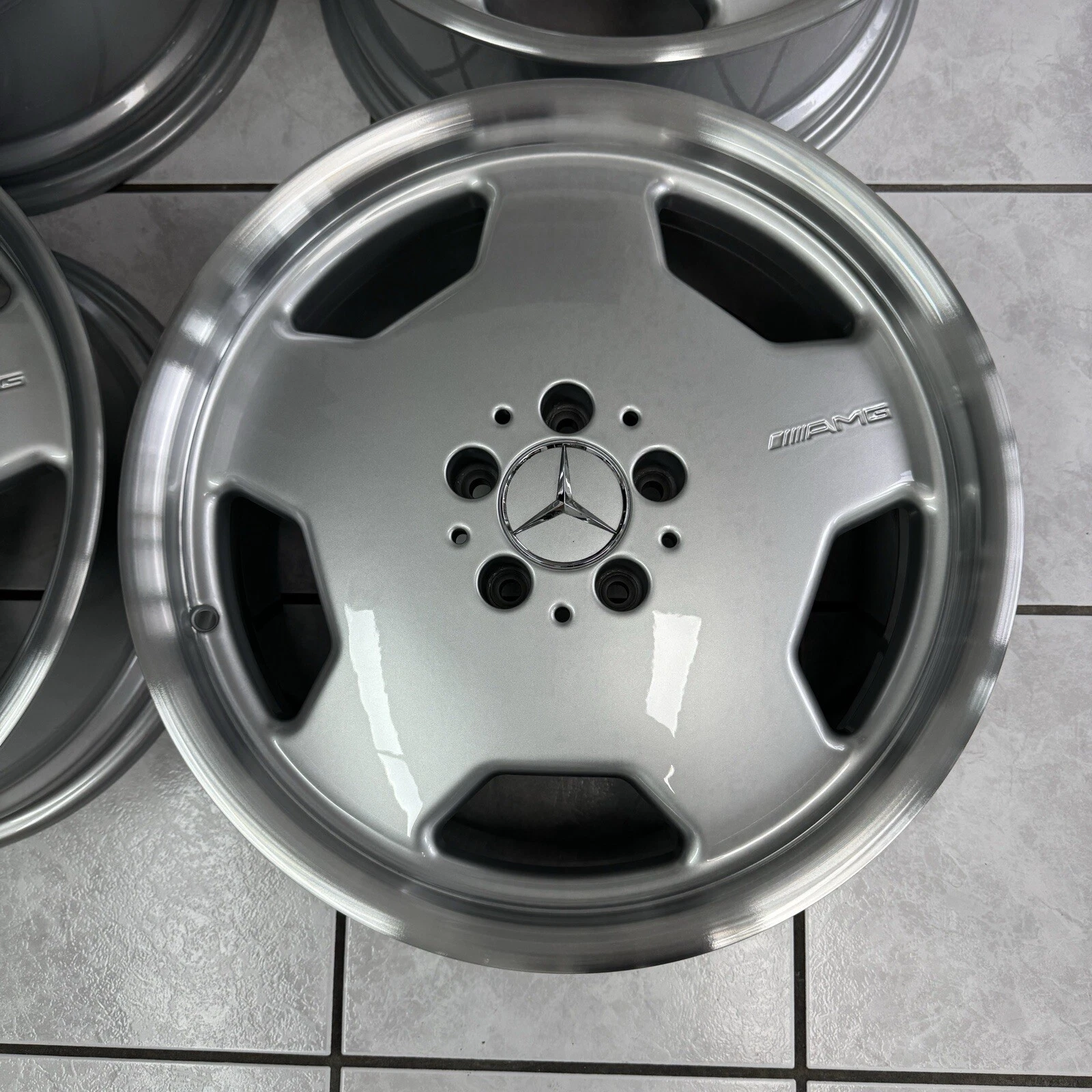 Mercedes-Benz AMG Monoblock rims 8Jx 18 Et31 HWA1294010102 R129 W124