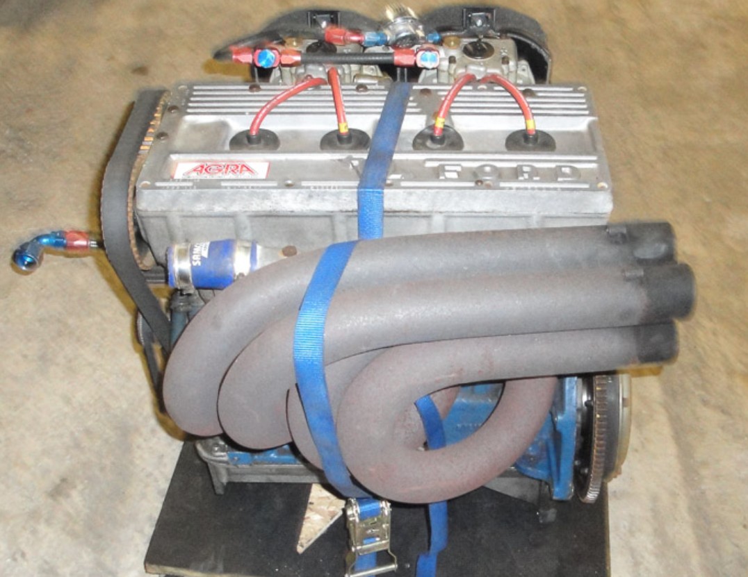 Ford Cosworth 2.0 litre BDG engine