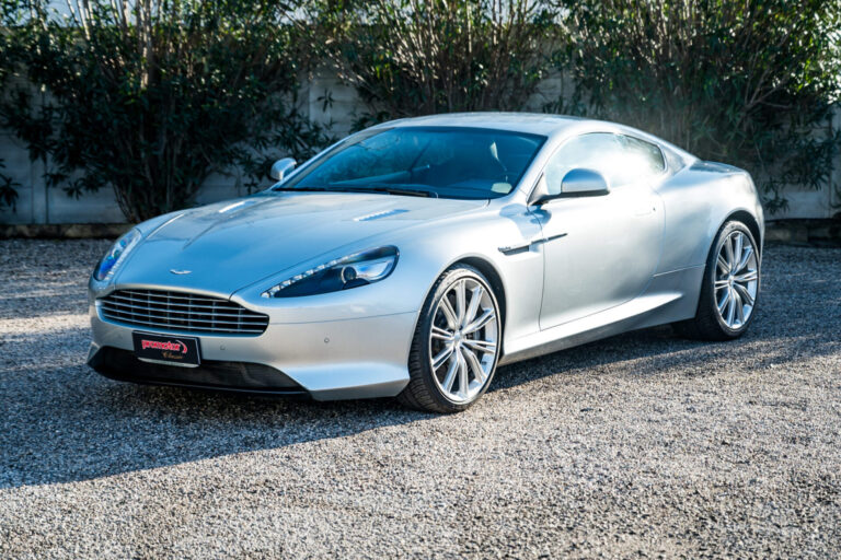 Aston Martin Virage