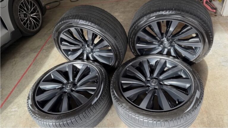 23″ OEM Range Rover SV Wheels & Tires Model 1077 L460 Genuine Factory Rims Set