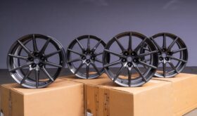 20×9″ and 20×11″ Carbon-Fiber Wheels for Ferrari