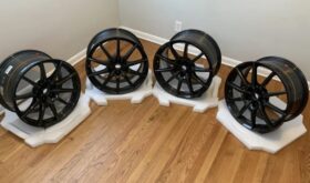 20×9″ and 20×11″ Carbon-Fiber Wheels for Ferrari 488 Pista