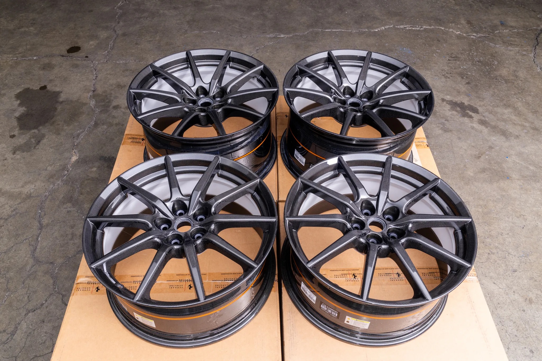 20×9″ and 20×11″ Carbon-Fiber Wheels for Ferrari