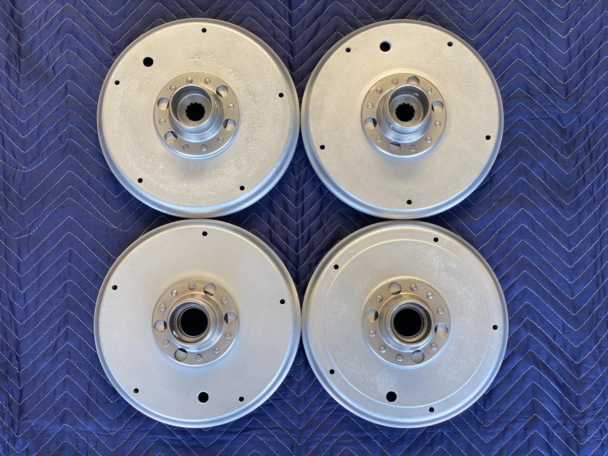 15×4.5″ Rudge Knock-Off Wheels and Brake Drums for Porsche 356