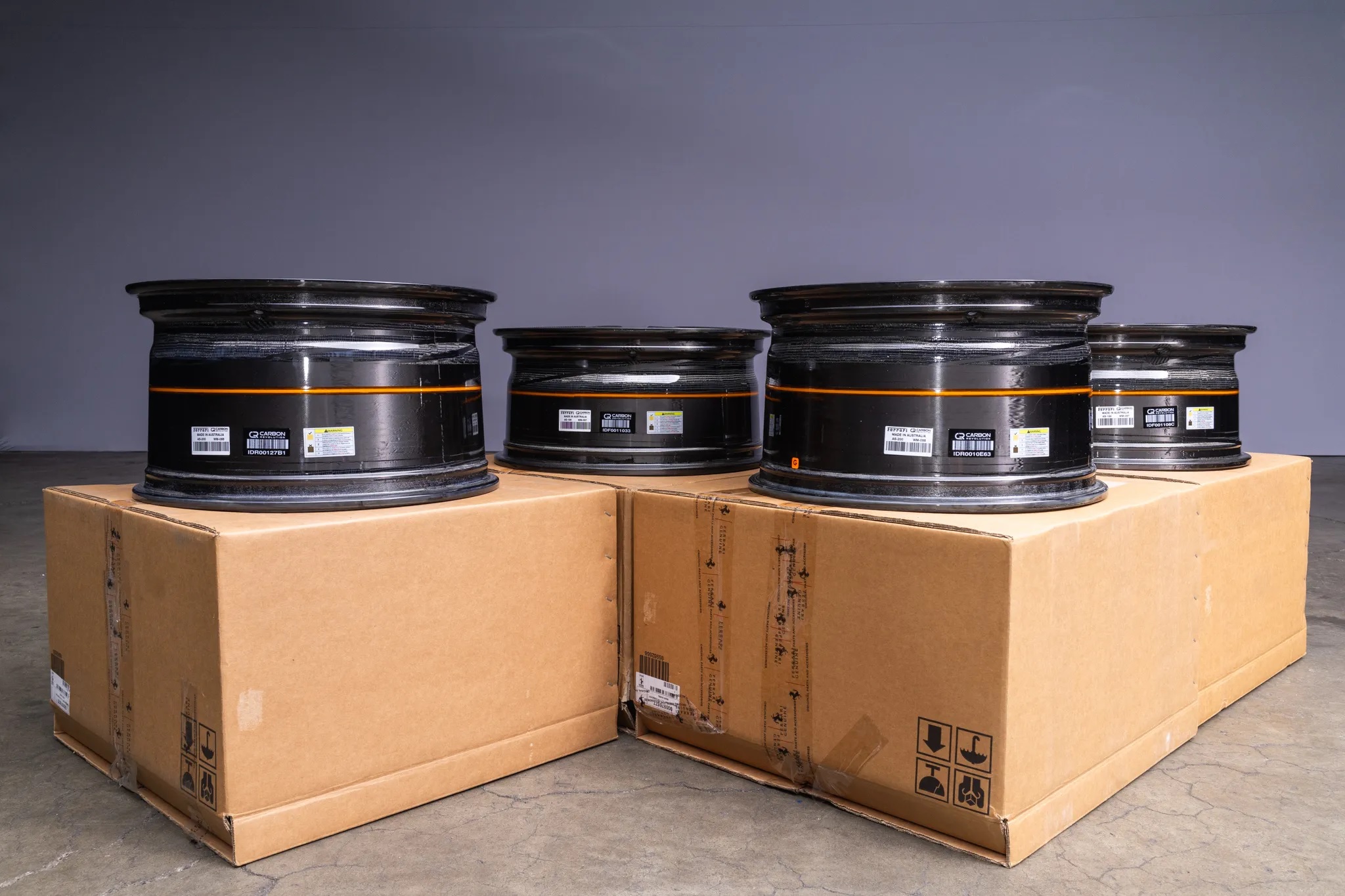 20×9″ and 20×11″ Carbon-Fiber Wheels for Ferrari