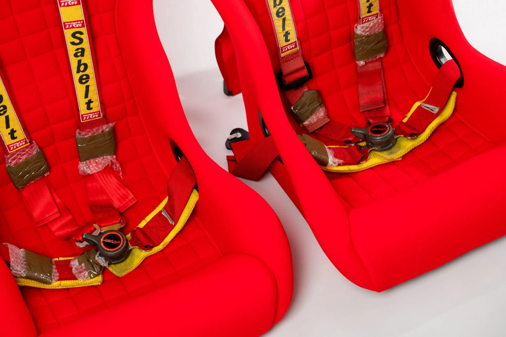 Ferrari F40 LM Seats and Sabelt Harnesses