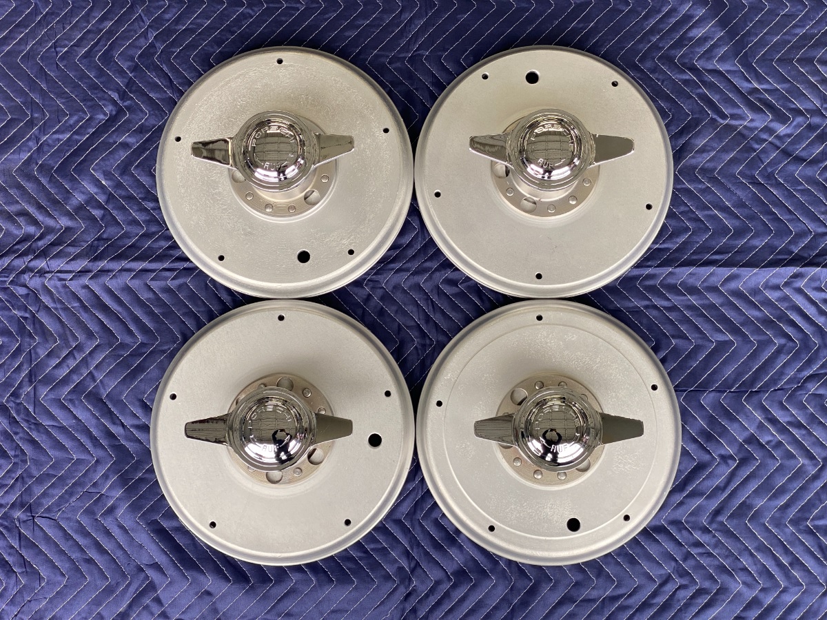 15×4.5″ Rudge Knock-Off Wheels and Brake Drums for Porsche 356