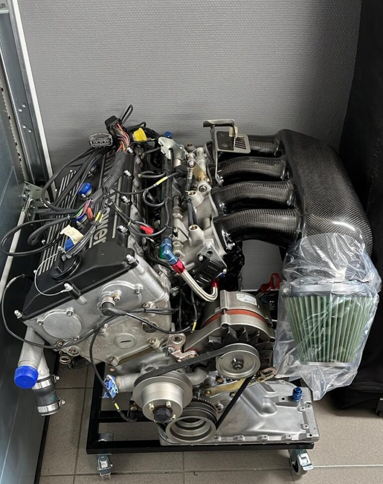 BMW S14 Engine