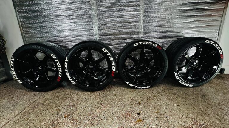 Shelby GT350R Carbon Fiber Wheels (full Set)