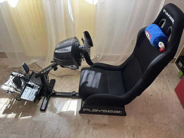 Sim Racing Simulator Setup – Thrustmaster T300, F1 Wheel, Fanatec Clubsport Pedals