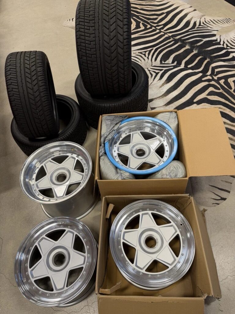 Ferrari F40 Wheel Set