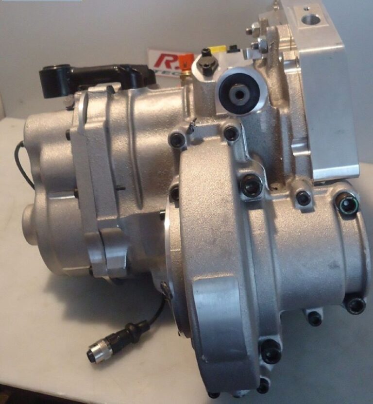 Sadev ST75/14 6-speed sequential gearbox.
