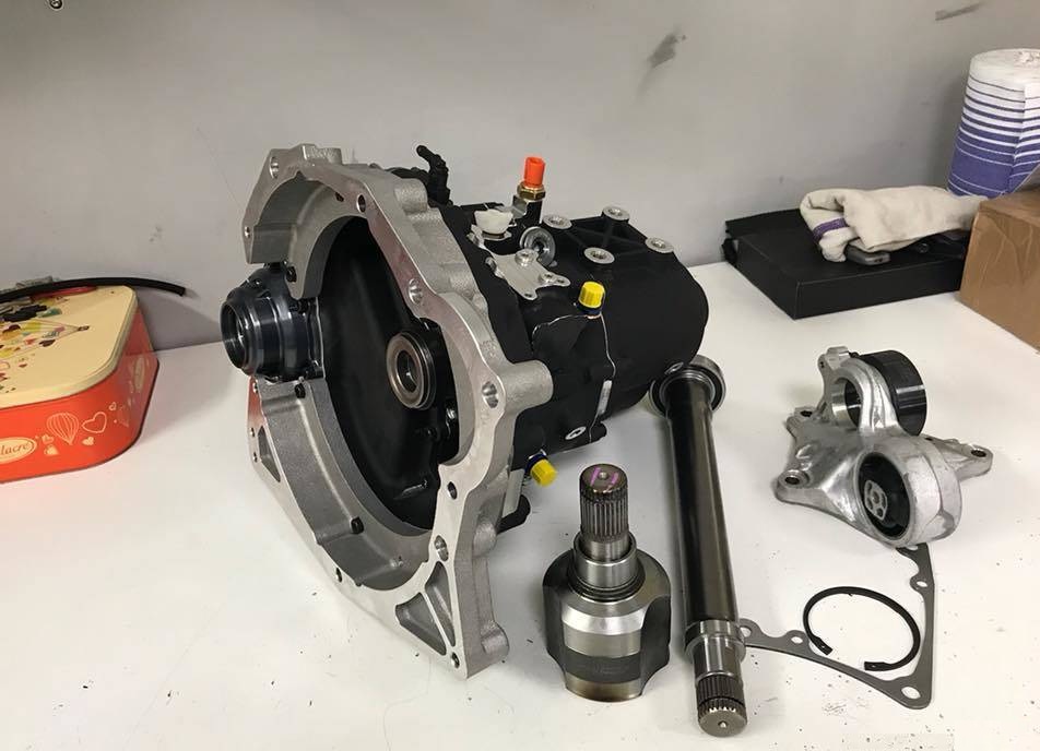 Sadev ST 82-14 six-speed sequential gearbox
