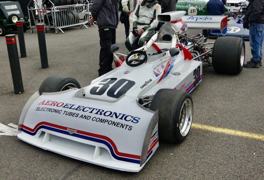 Chevron B24 (F5000)