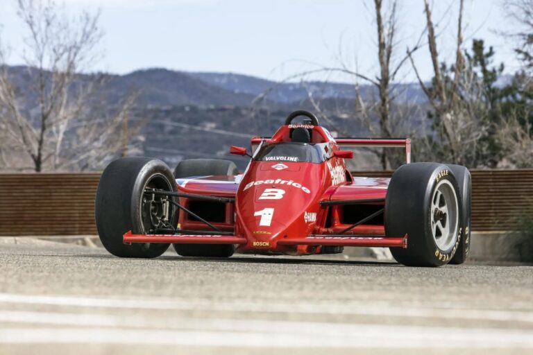 1985 Lola-Cosworth T900