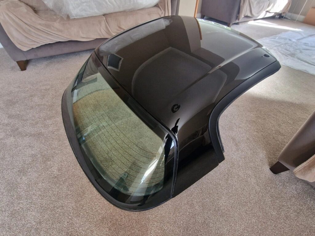 OEM Honda S2000 Hardtop Berlina Black + OEM Stand