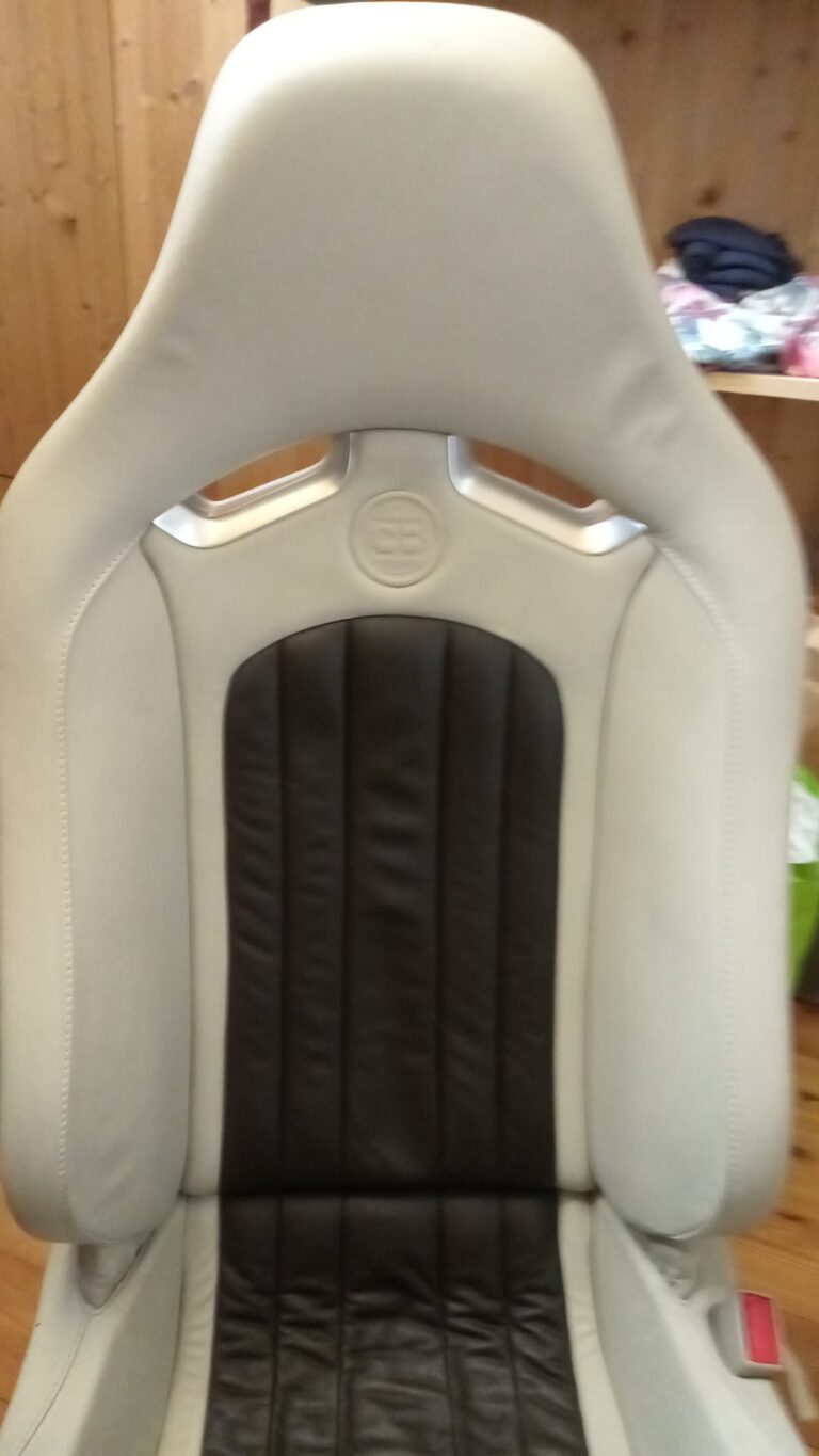 Sedili Bugatti Veyron 2006 carbonio OEM