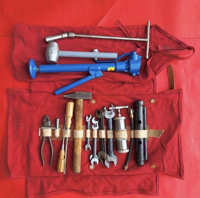 1948-52 FERRARI 166 INTER 195 INTER 212 INTER 340 AMERICA MEXICO TOOL KIT BAG